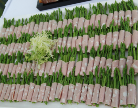Cooked Ham & Asparagus Roll