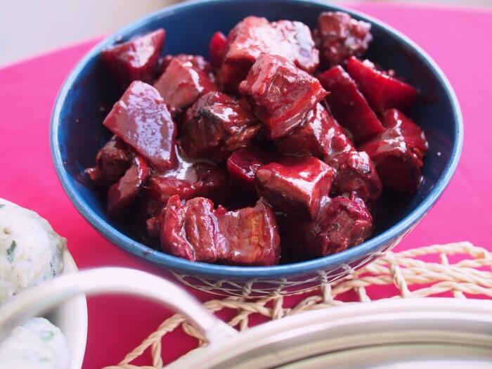 Braised Pork Belly with Beetroot