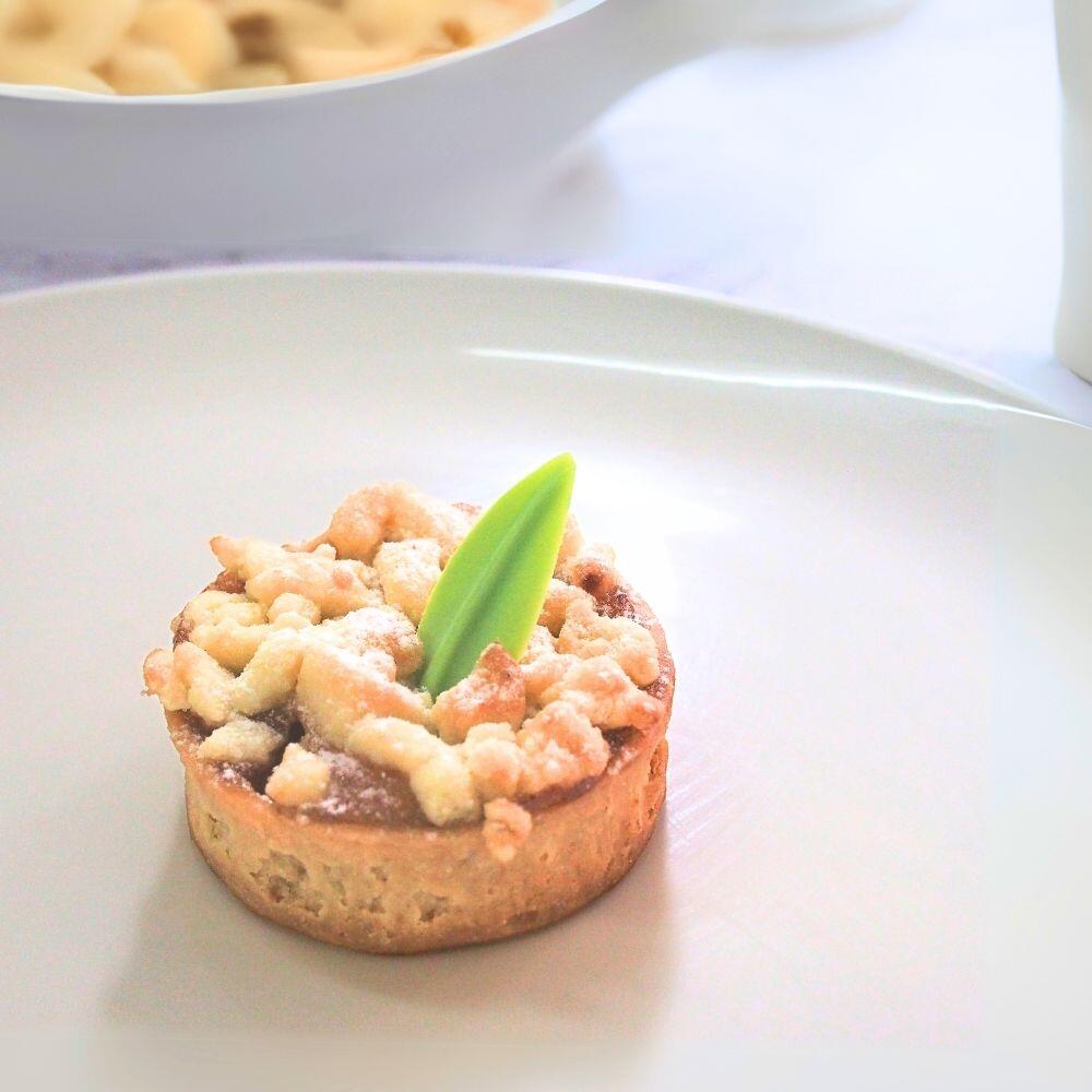 Mini Apple Crumble Tart